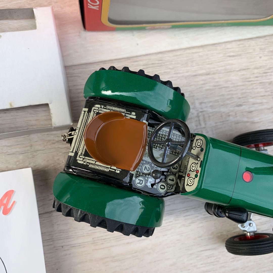 ぜんまい駆動　トラクター模型　ZETOR 25A