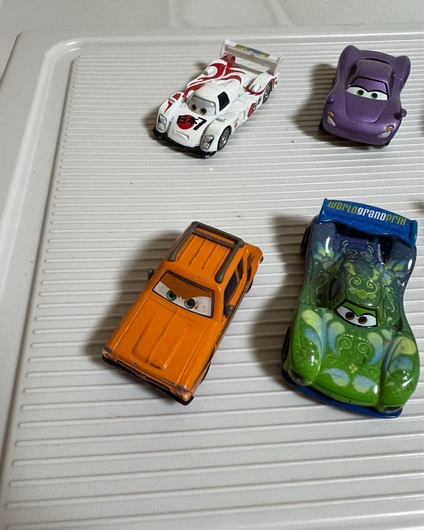カーズ、ミニカー（マテル）グレム、カルラ、メーター