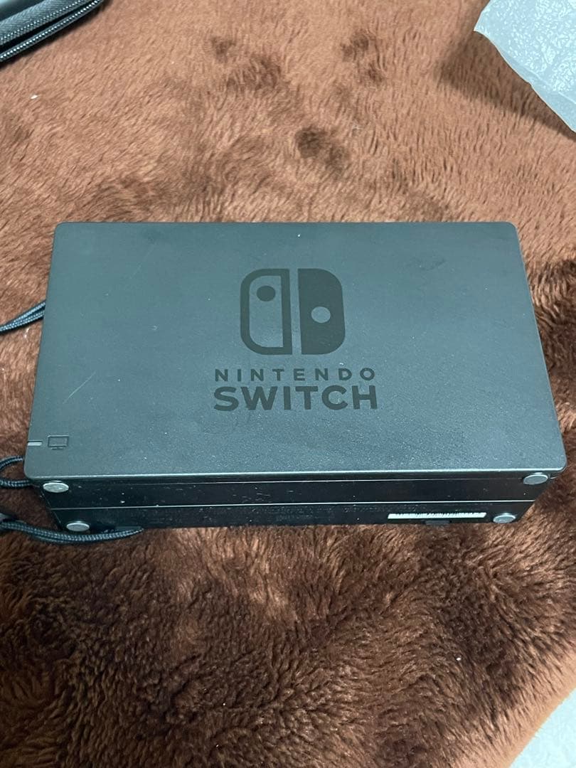 美品Nintendo Switch 本体 グレー 大乱闘スマッシュブラザーズ付き