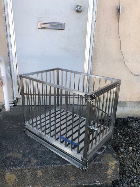 ステンレス鋼製ペットケージ