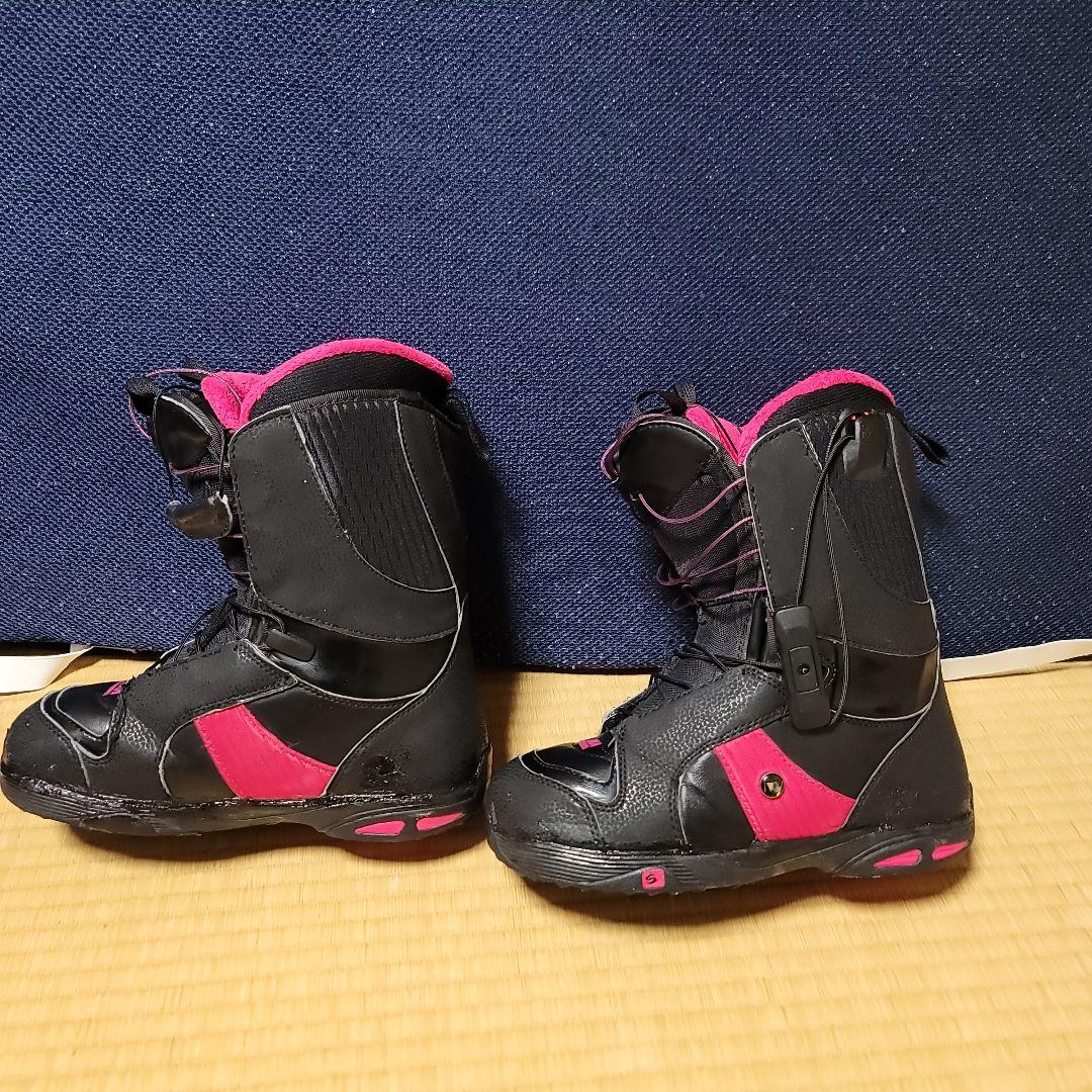 SALOMON スノーボードブーツ ブラック/ピンク23センチ