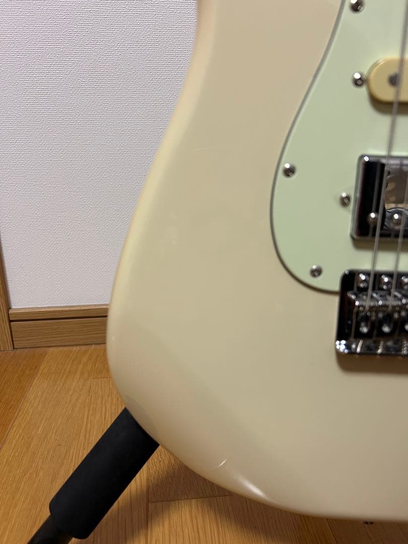 美品おまけ付　Bacchus BST-2-RSM/R OWH ストラト　ギター