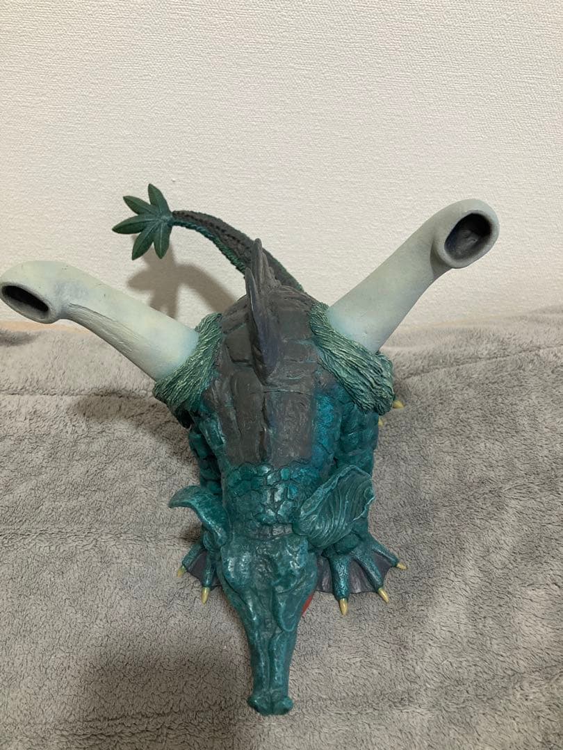 ウルトラマン　大怪獣シリーズ　レオゴン