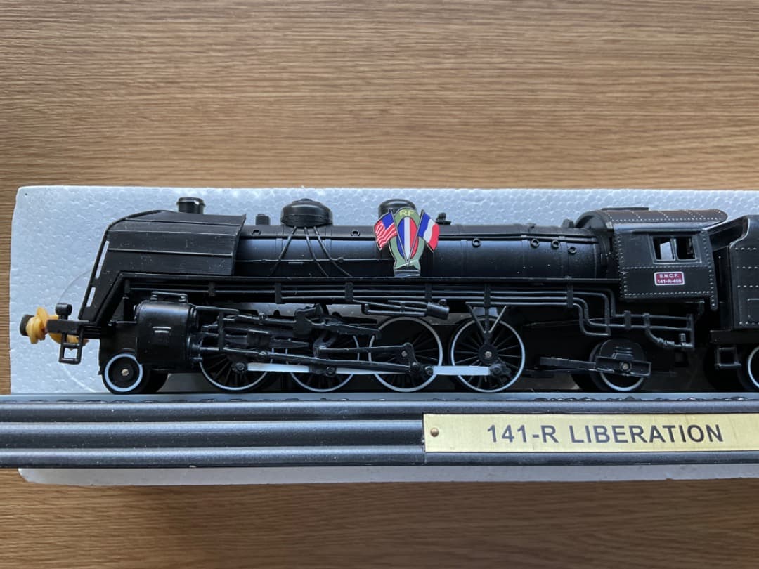 141-R LIBERATION 機関車 プラモデル 電車