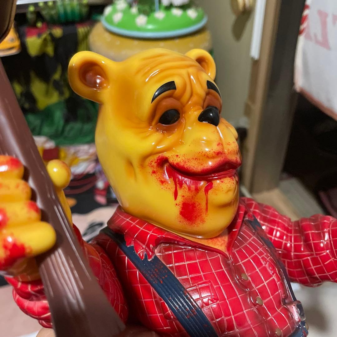 悪魔のプー ソフビ 血しぶきバージョン