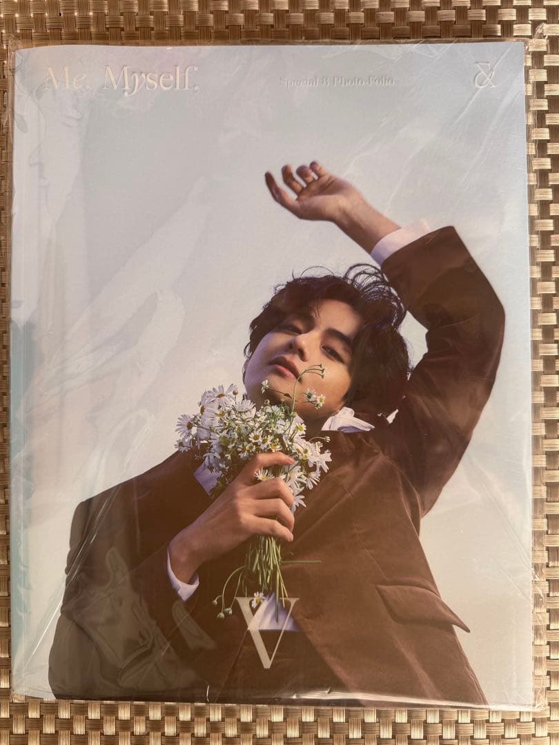 V BTS ARTIST MADE V ブローチ 写真集 me myself