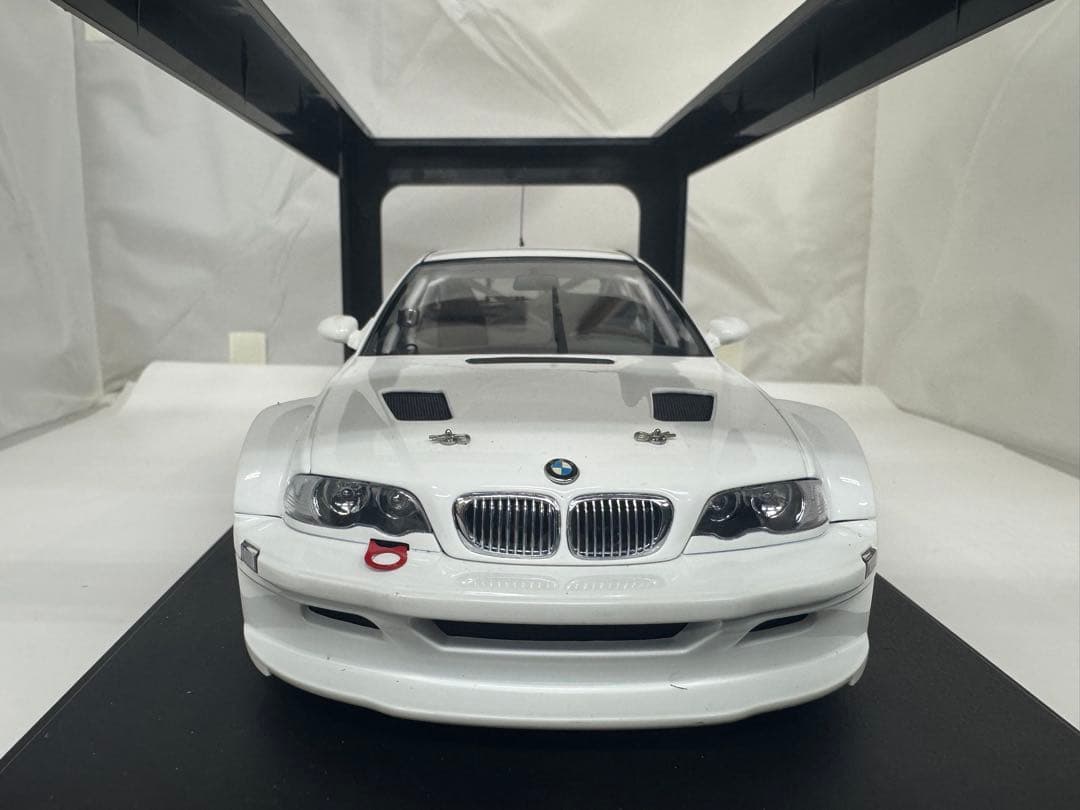 【新品】オートアート M3 GTR Plain Body 1/18 白