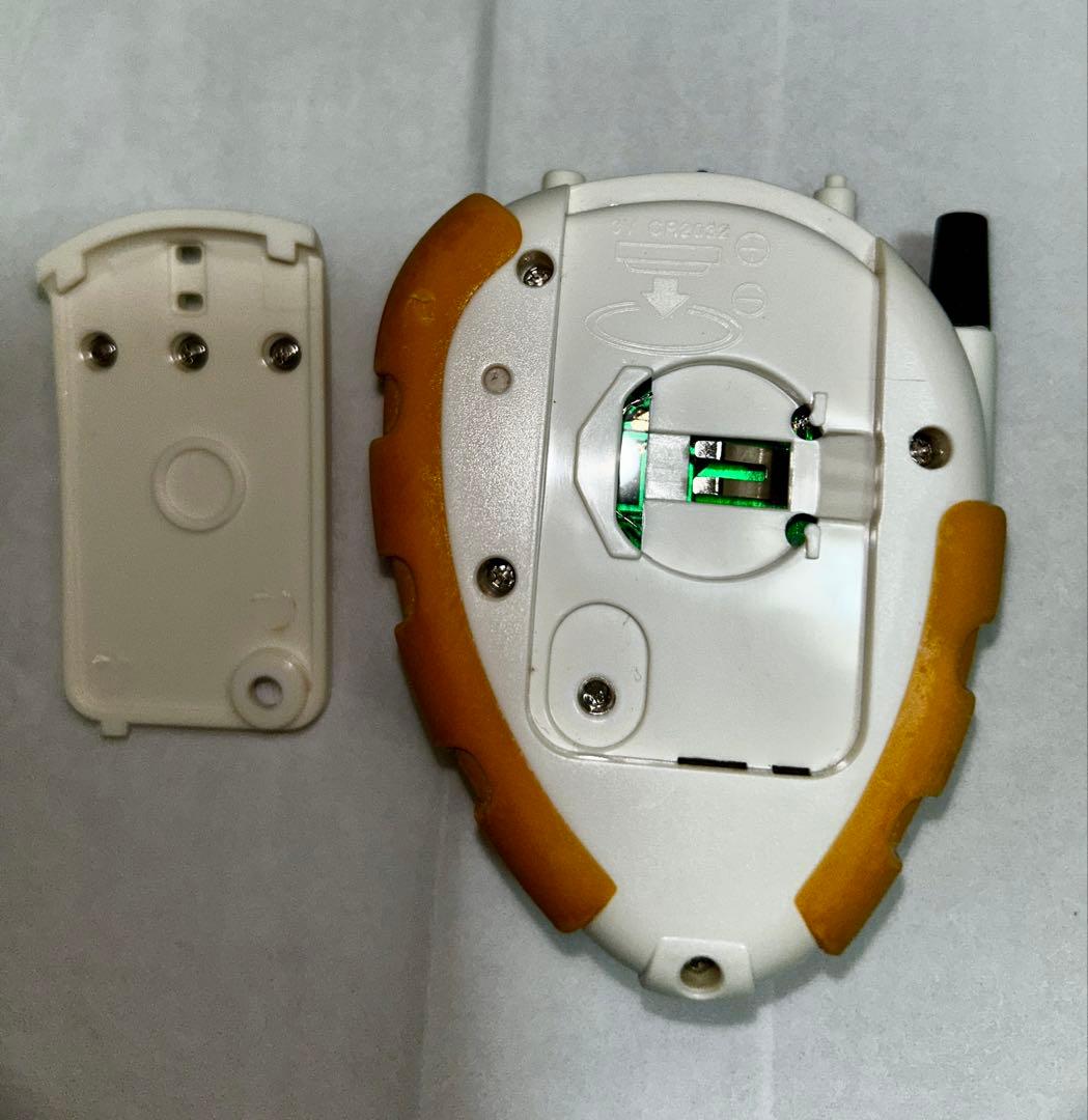 動作確認済 デジヴァイス D-3 ホワイト&イエロー パタモン アルマジモン
