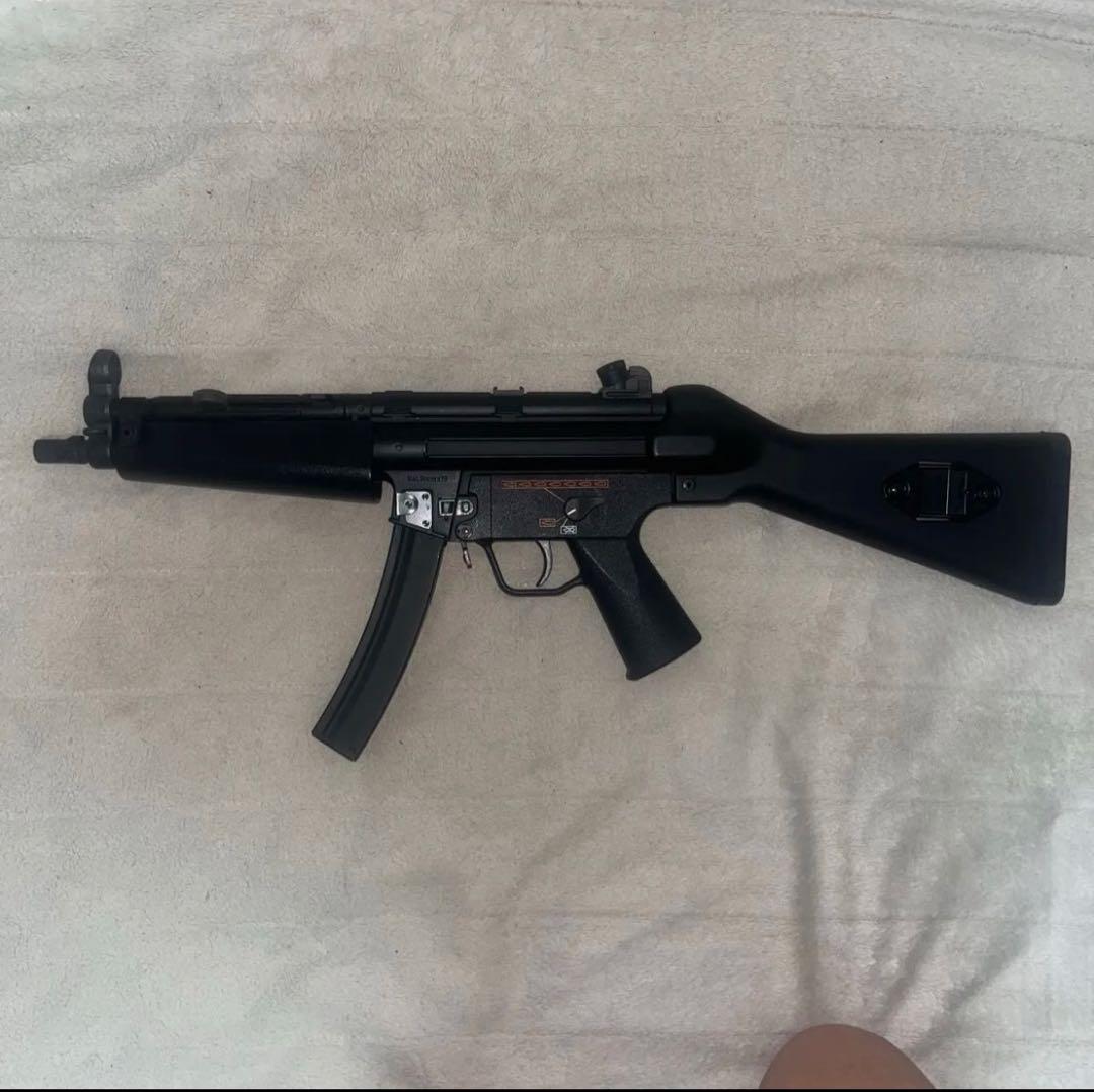東京マルイ MP5 A4 ハイグレード電動ガン