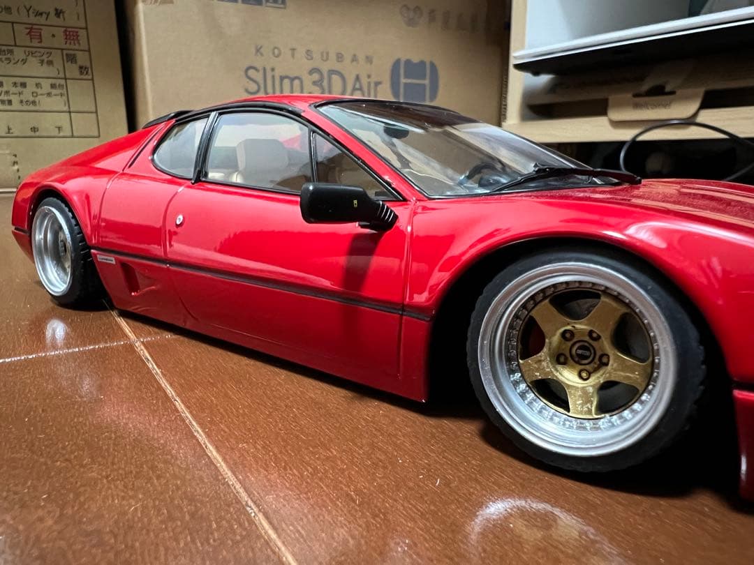 KK-SCALE 1/18 フェラーリ 512 BBi 1981 ローダウン