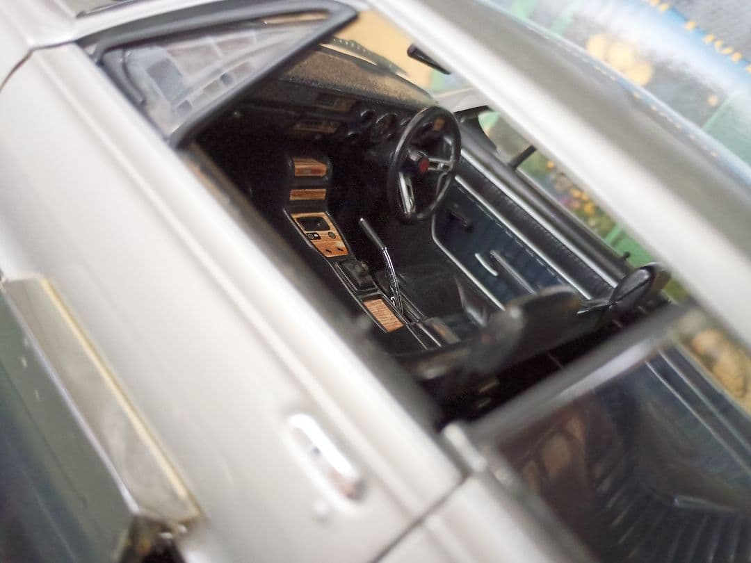 京商 日産 ニッサン スカイライン 2000GT-R KPGC10 1/18