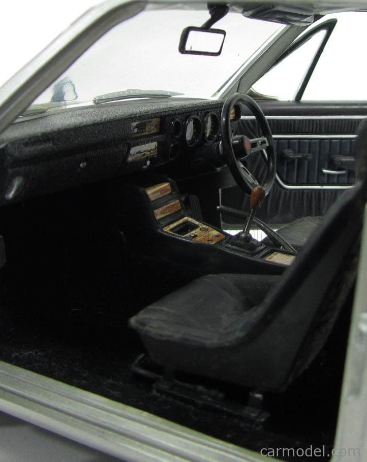京商 日産 ニッサン スカイライン 2000GT-R KPGC10 1/18