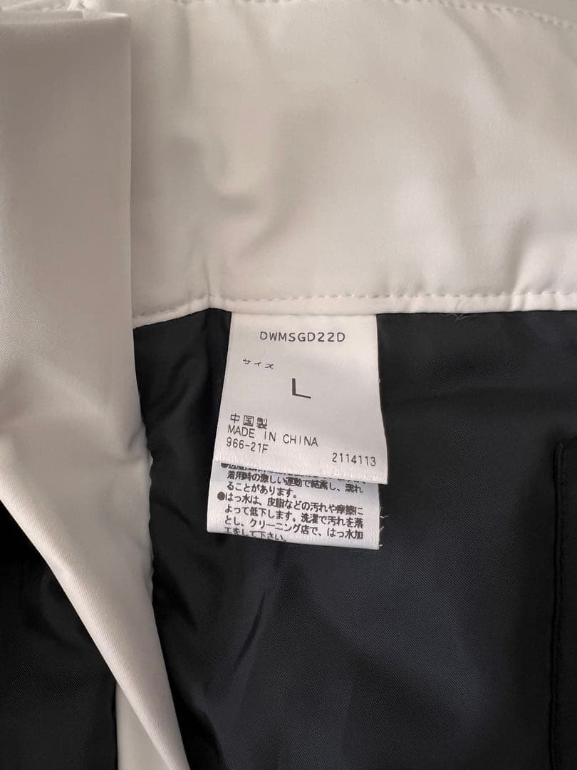 DESCENTE スキーウェア 上下女性用 ホワイト/ブラック/レッド　1回着用