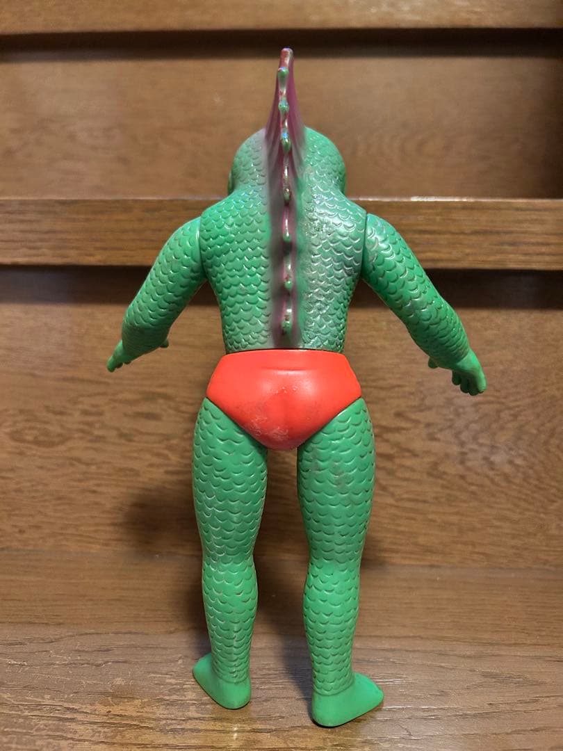 ピラニアン