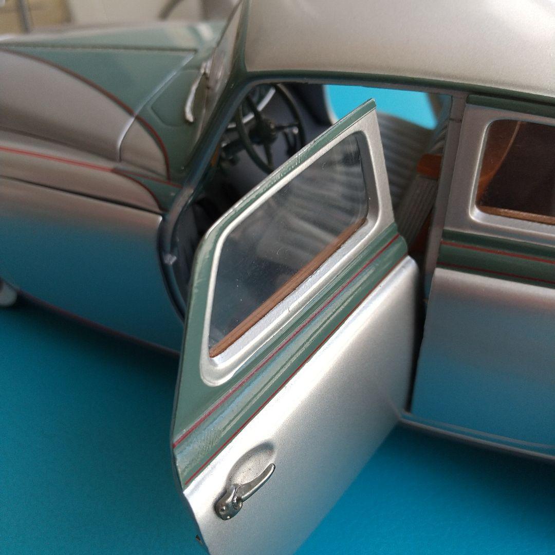 ミニカー 1/18 1933 Pierce-Arrow Silver Arrow