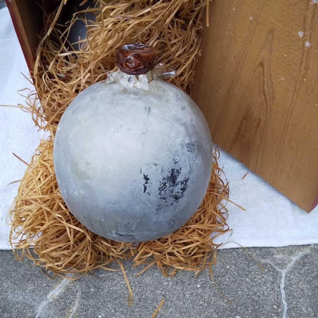 古い消火器
