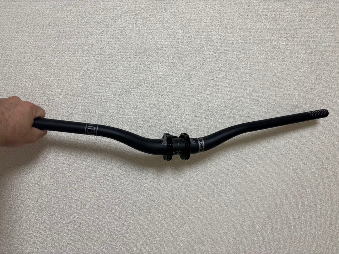 DMR Bikes ハンドルバー 800mm ブラック