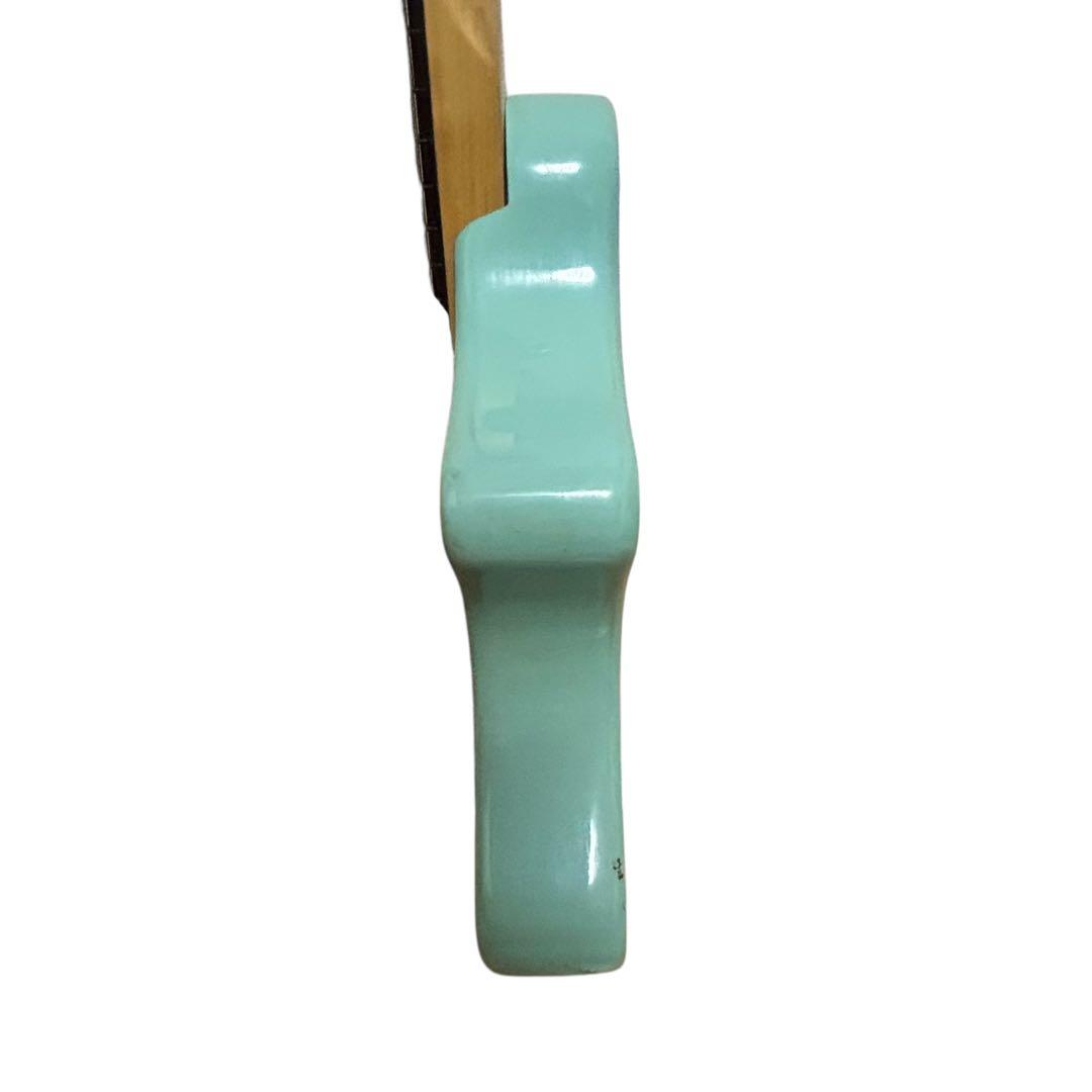 ZO-3 ミントグリーン　アンプ内蔵ミニギター