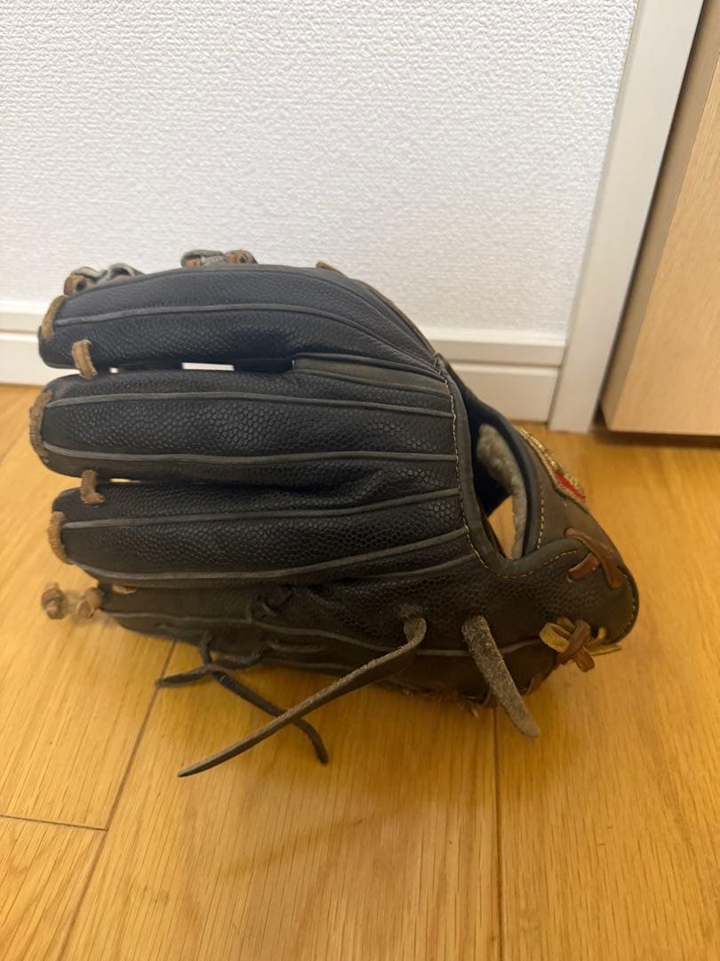 Wilson 硬式内野手用グローブ