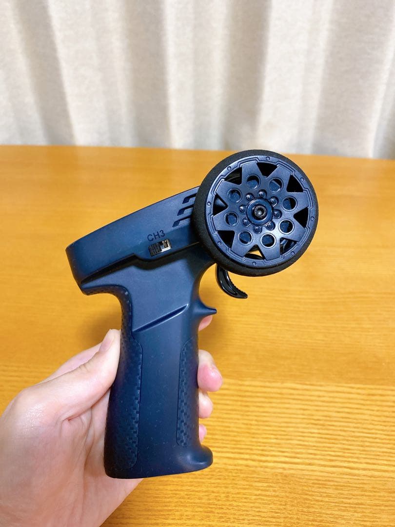 FMS ラジコン　DISCOVERY 1/24 ランドローバー fcx24m