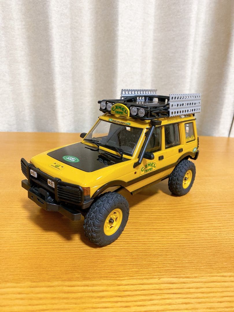 FMS ラジコン　DISCOVERY 1/24 ランドローバー fcx24m
