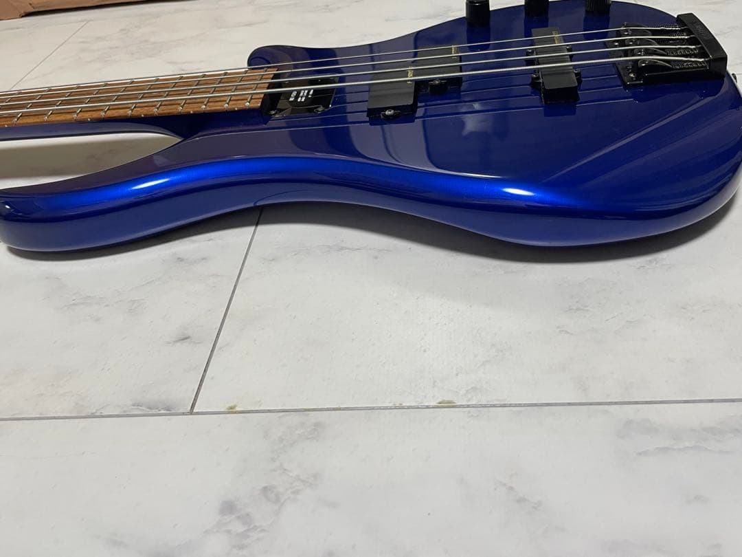 フェルナンデス　FERNANDES REVOLVER エレキベース