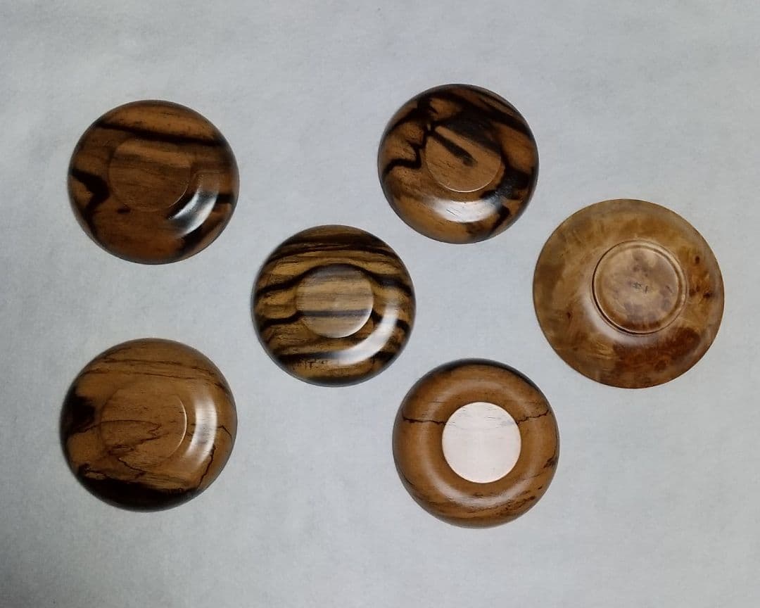 ◆希少◆ 黒柿の 茶托 5客と岳樺瘤茶托1客
