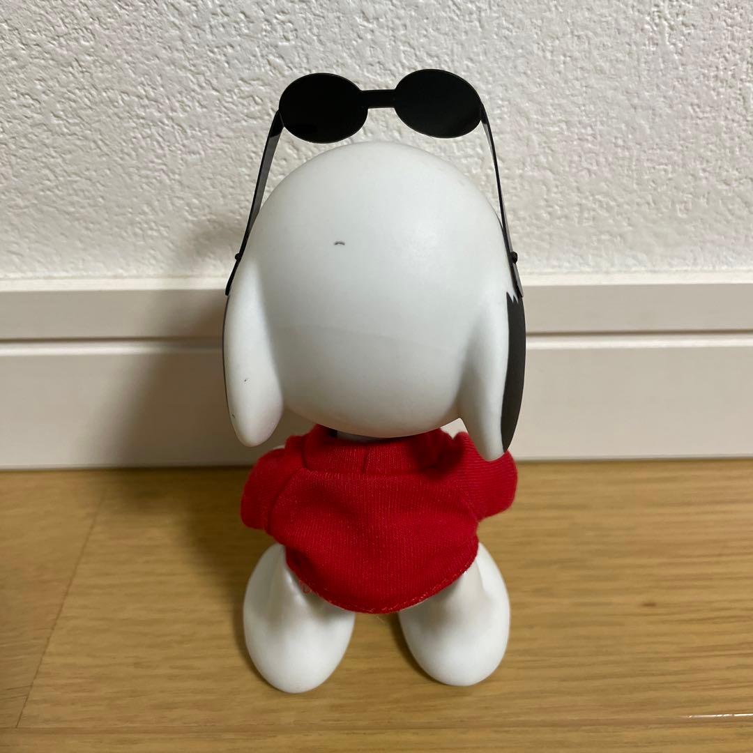 スヌーピーJOECOOLのフィギュア