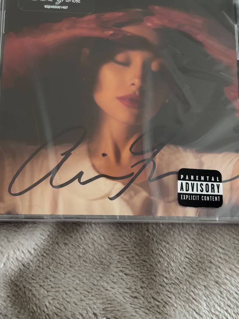 Ariana Grande サイン入り CD eternal sunshine