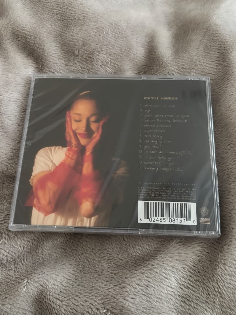 Ariana Grande サイン入り CD eternal sunshine