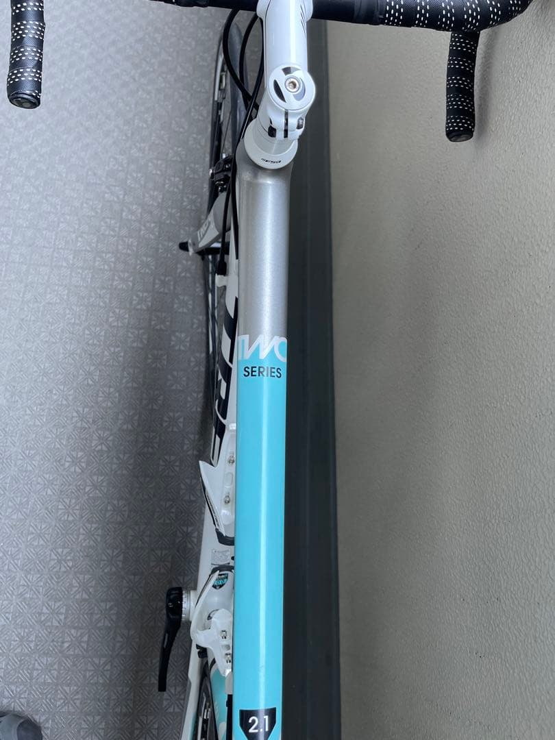 TREK トレック 2012年 2.1 105 5700 10S 走行少 送料込