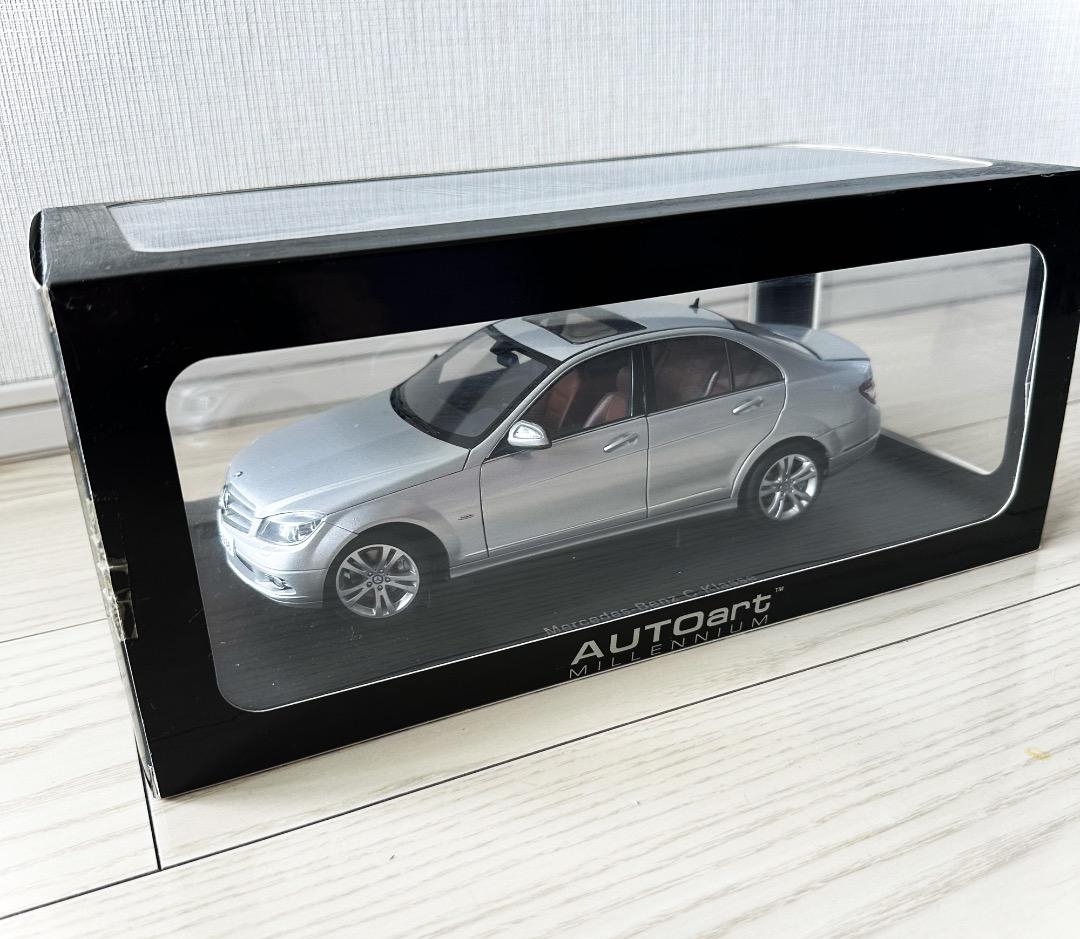 オートアート 1/18 メルセデス ベンツ Cクラス ミニカー