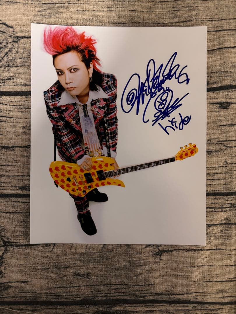 HIDE 直筆サイン写真