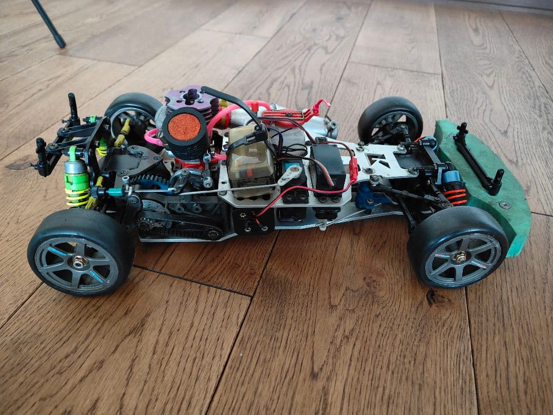 京商 KYOSHO エンジンRC マクラーレン F1 完成品　美品