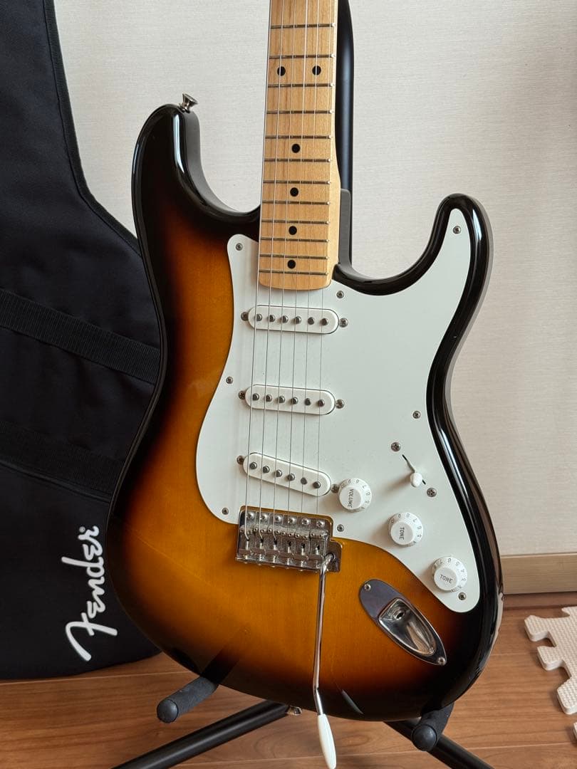 ギター FENDER Traditional 50s / Lekata mini amp