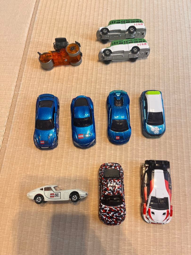 トミカ、ミニカーまとめ売り112台