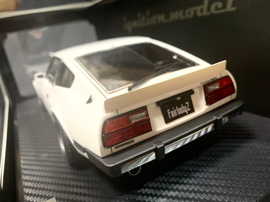ミニカー IG3524 1/18 Nissan Fairlady Z (S130)