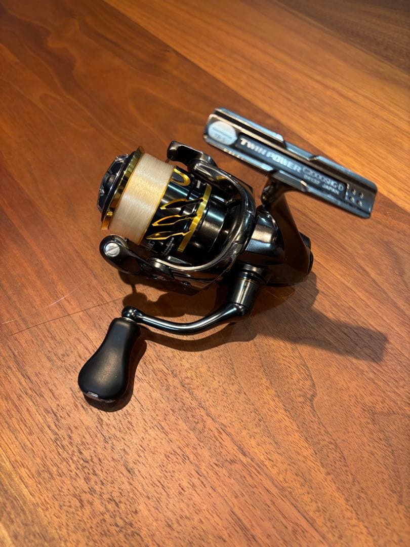 20ツインパワー C2000SHG シマノTWIN POWER SHIMANO