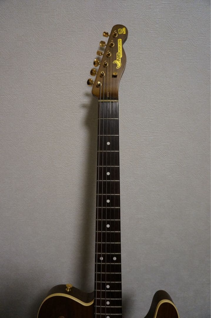 Moon - RM283DX WN/R GO レゲエマスター