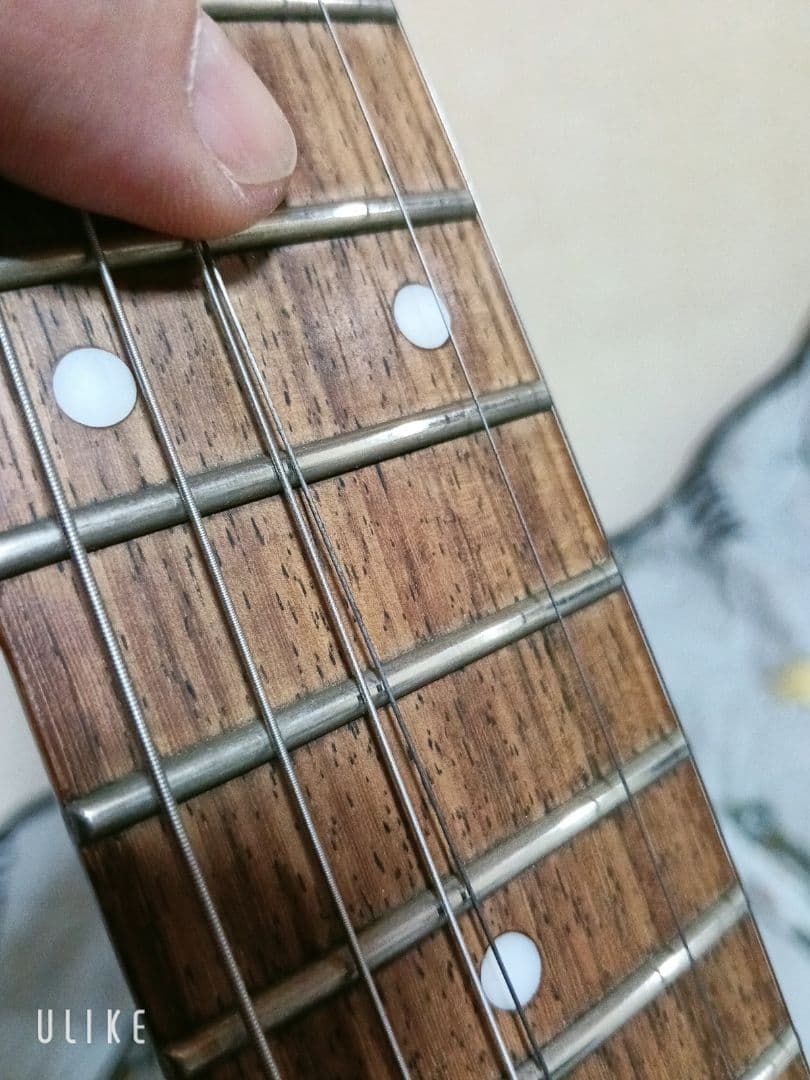 Ibanez rgkp6 カオスパッド搭載ギター