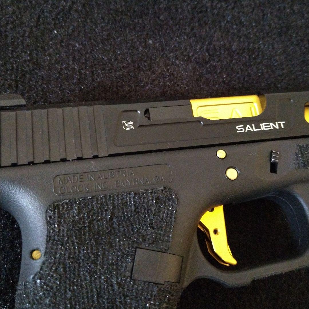 東京マルイ　GLOCK グロック　18c SAI ガスブローバック　カスタム