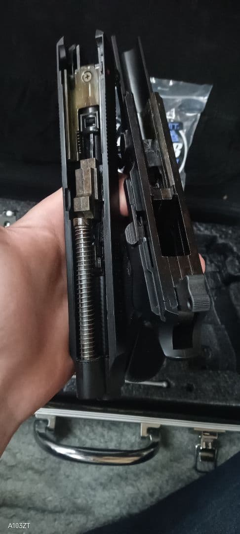 M92F ガスガン 専用ケース付き