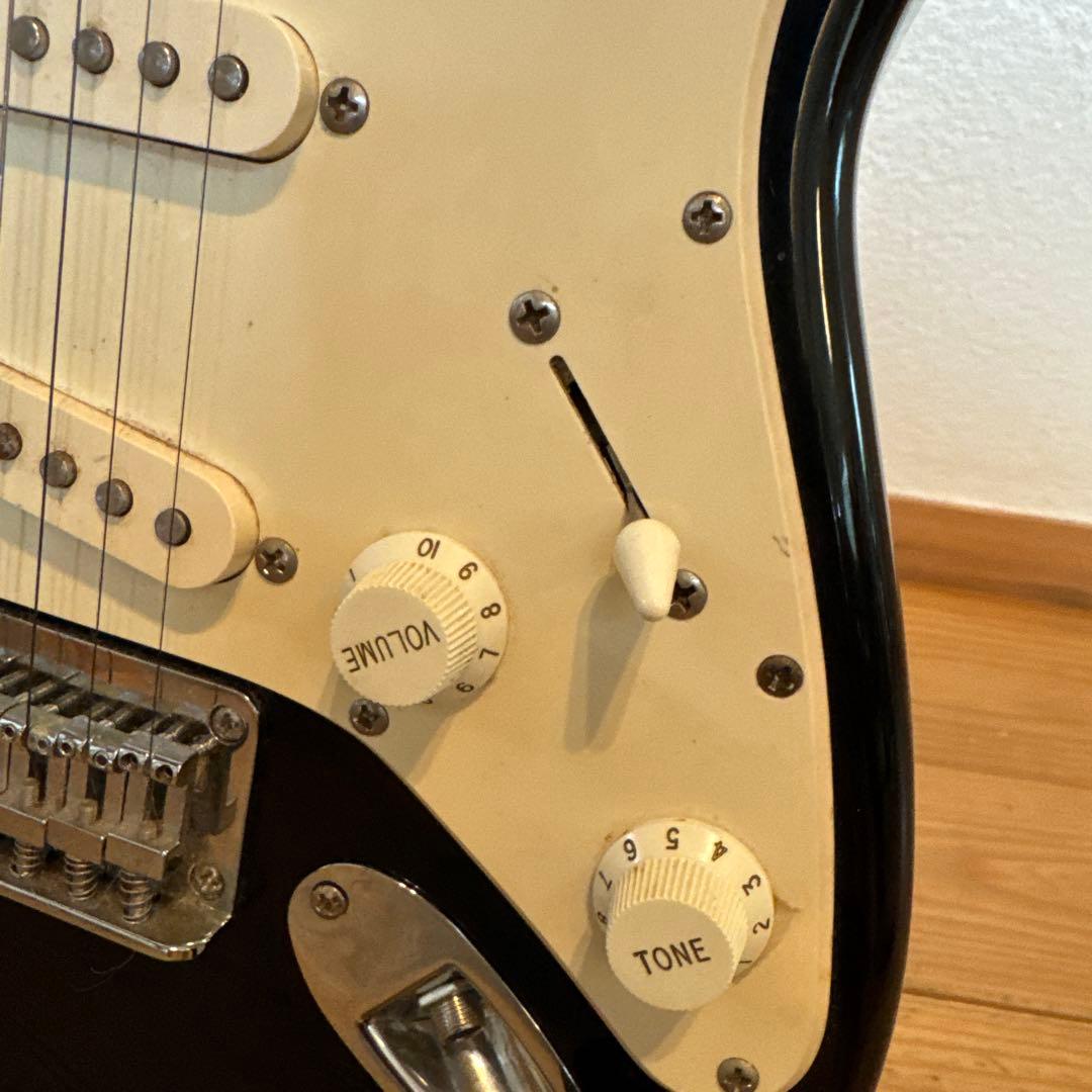 squier by fender エレキギター ストラトキャスター　ミニ