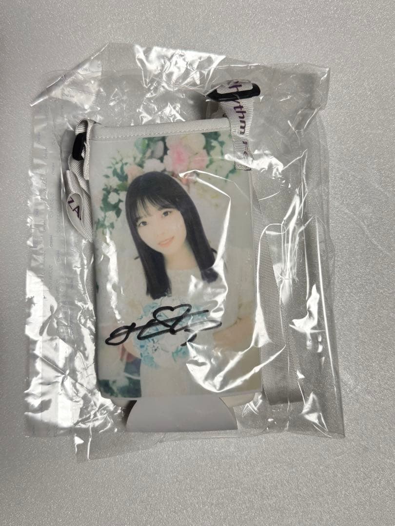 乃木坂46 与田祐希　直筆サイン入りオリジナルマルチホルダー　乃木フェス