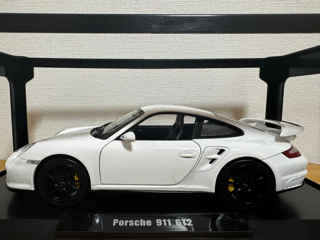【NOREV】1/18 PORSCHE 911 GT2