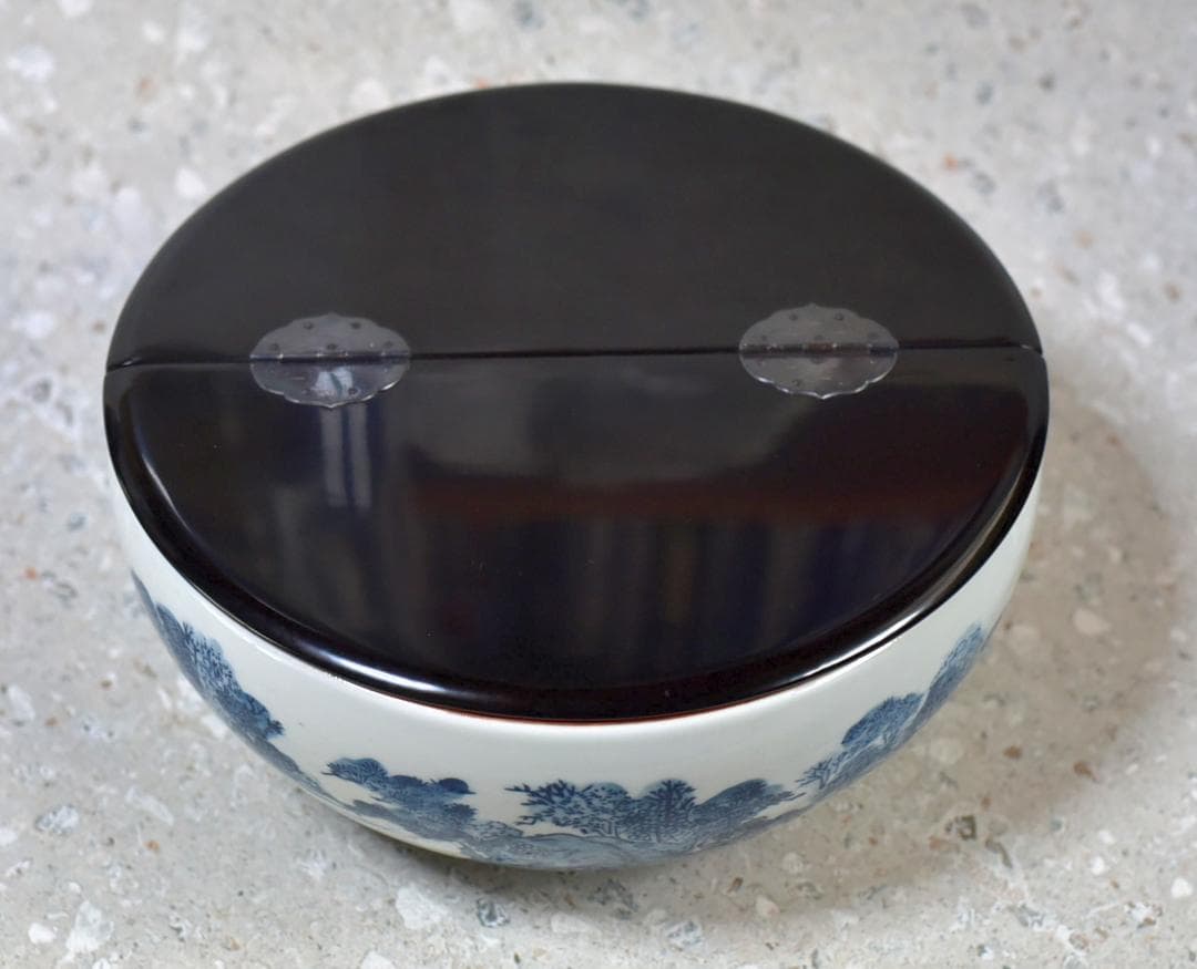 貴山造　染付山水紋平水指　【極上品】　お茶道具/共箱