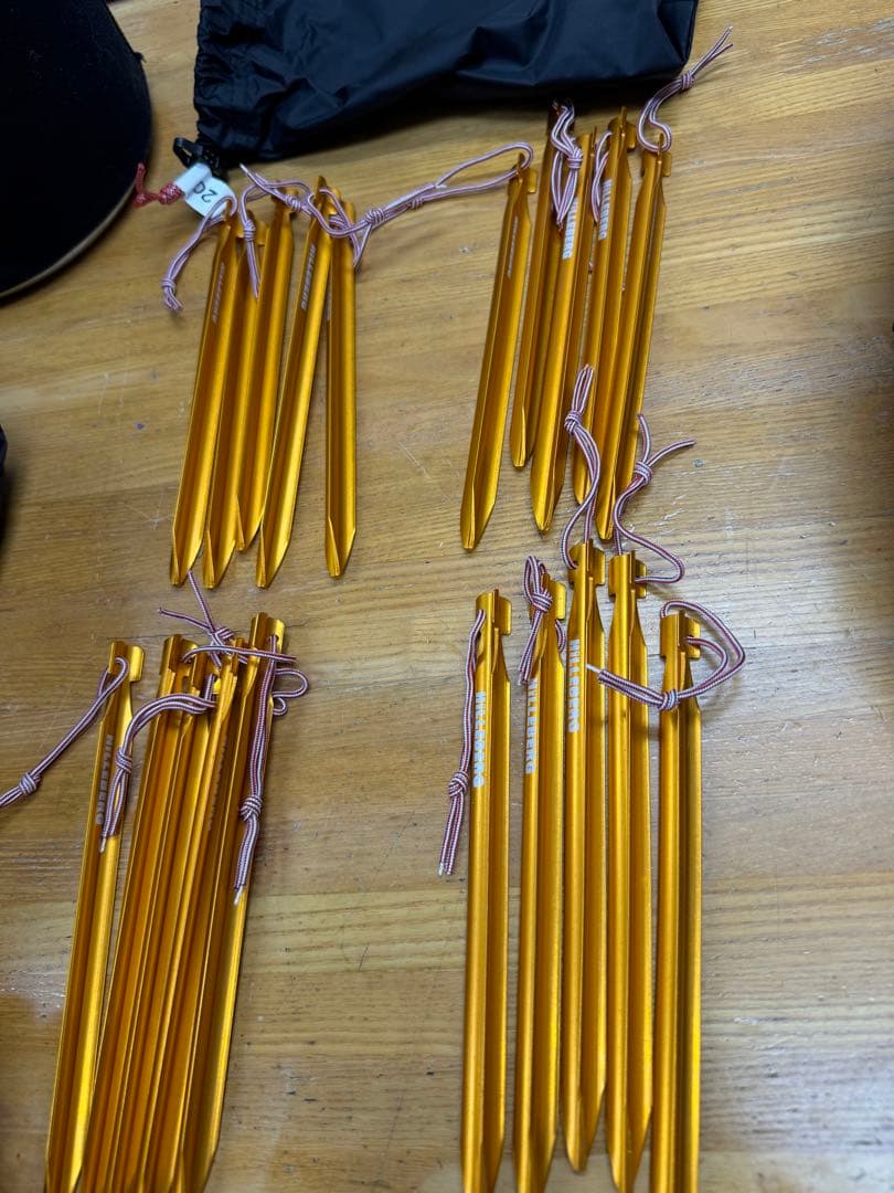 アトラス中古+ベスタビュール中古　ヒルバーグ　hilleberg サンド