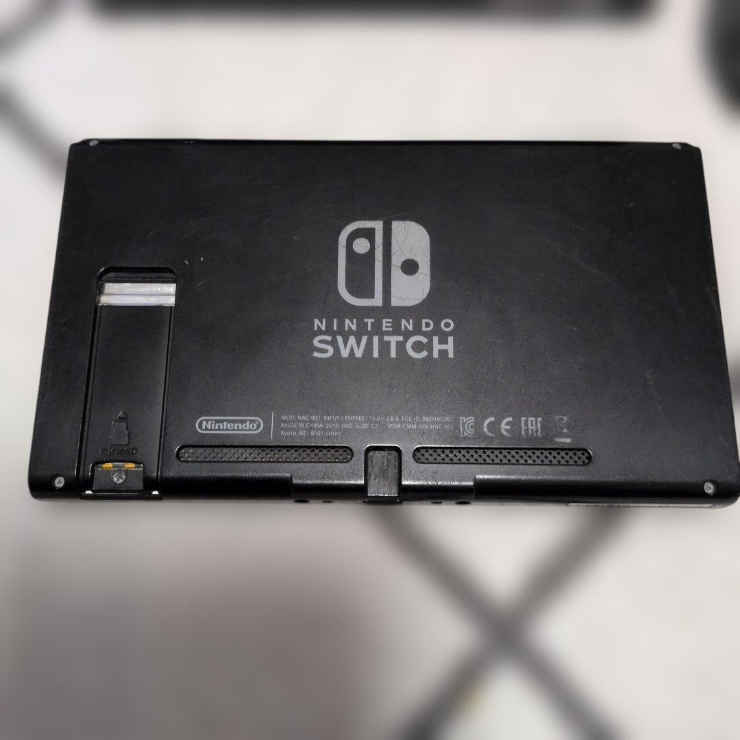 【即決価格有り】switch本体　スマブラドック　プロコン　SDカード付き