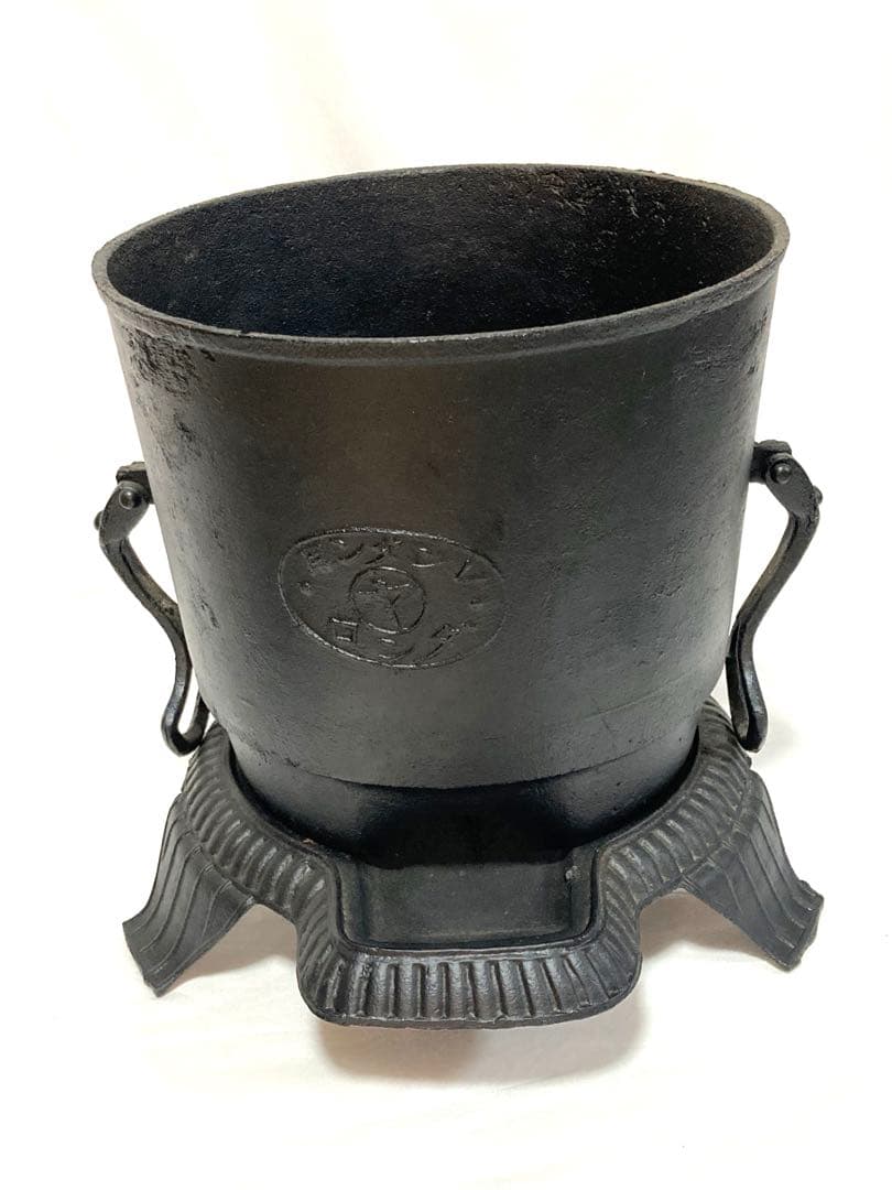 昭和レトロ 練炭ストーブ レンタン用 ダンロ 鋳鉄製 暖炉 アンティーク