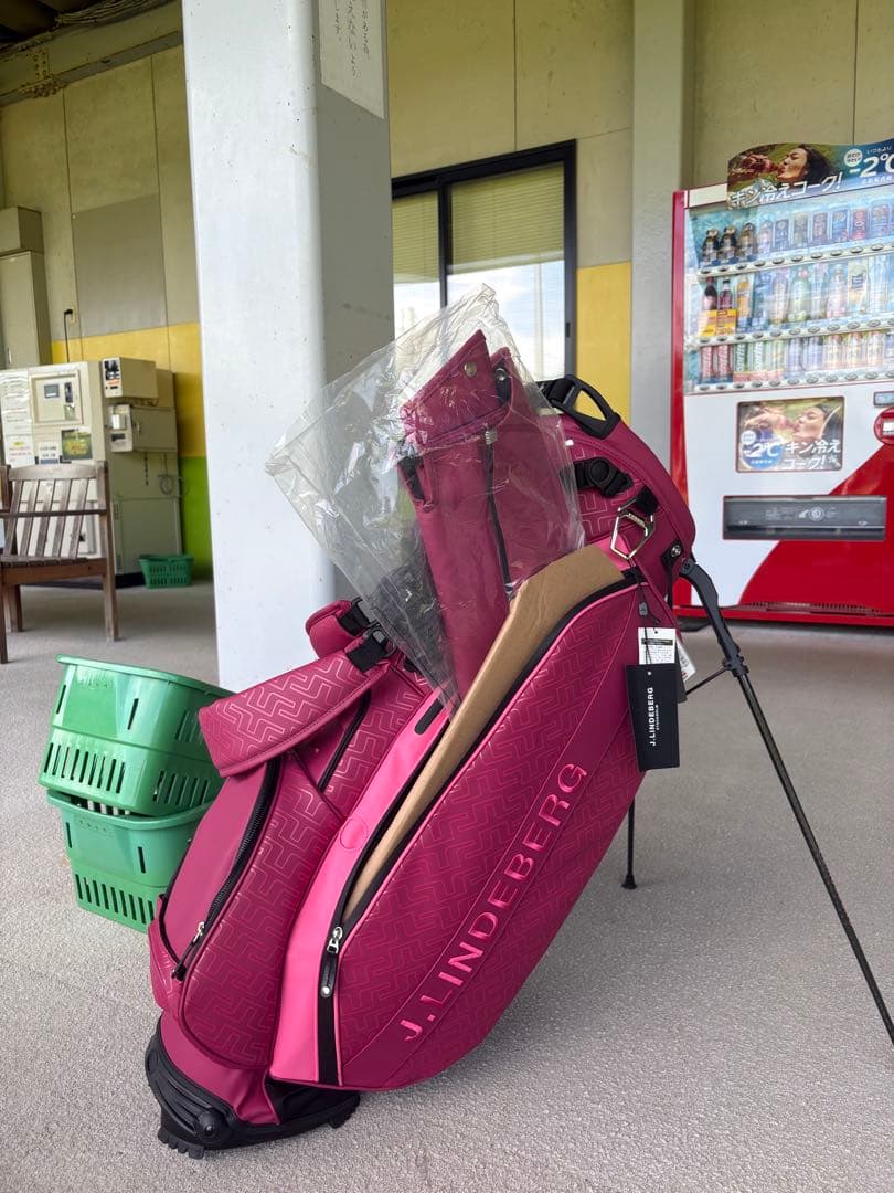 J.LINDEBERG キャディバッグ スタンド付き9型 送料無料　値下げ交渉可